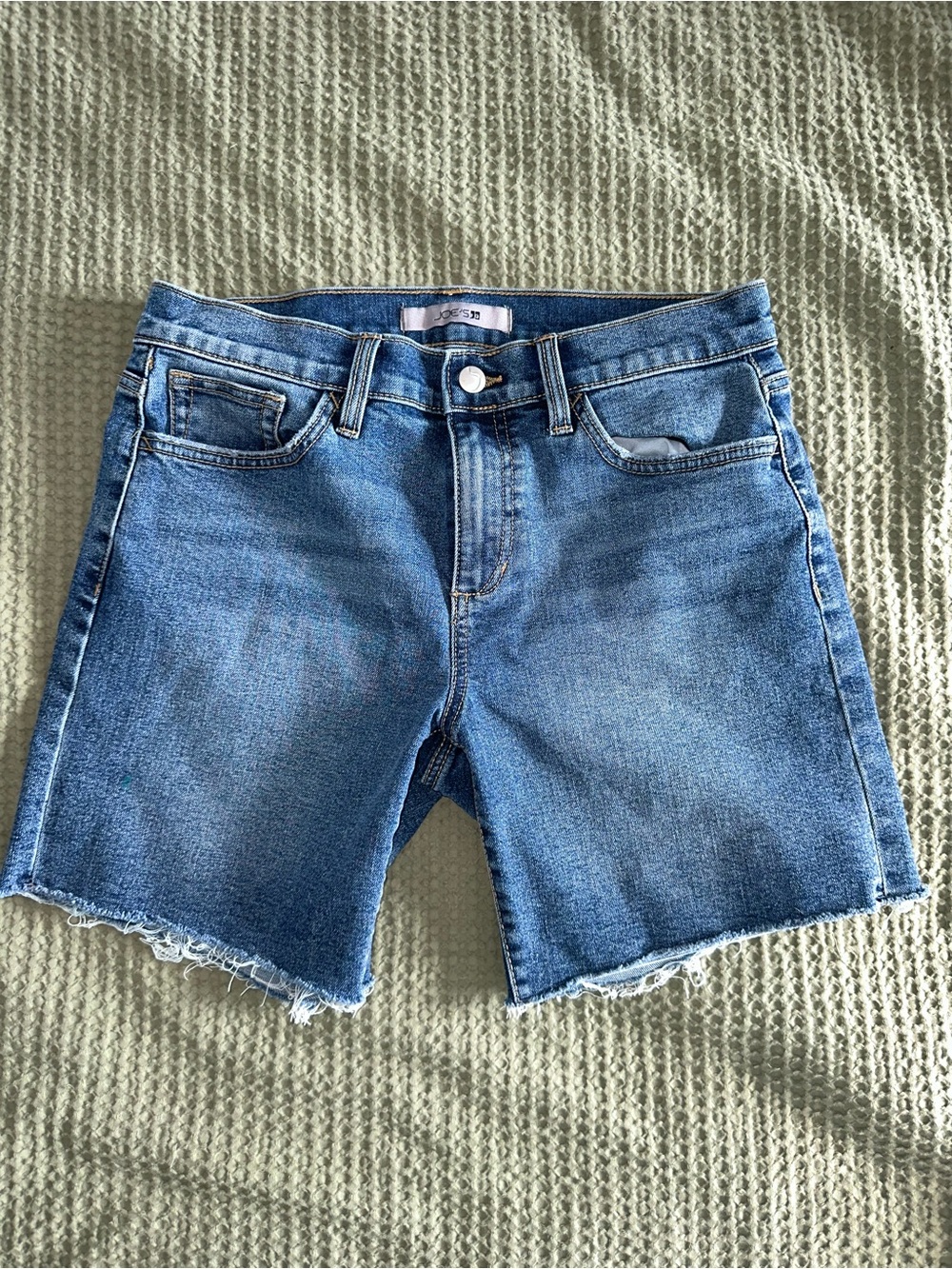Joe’s Jeans Mid-Thigh Vintage Style Denim Shorts Size 28 Women’s